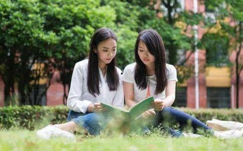 九九国产大学生露脸视频,青春风采瞬间绽放